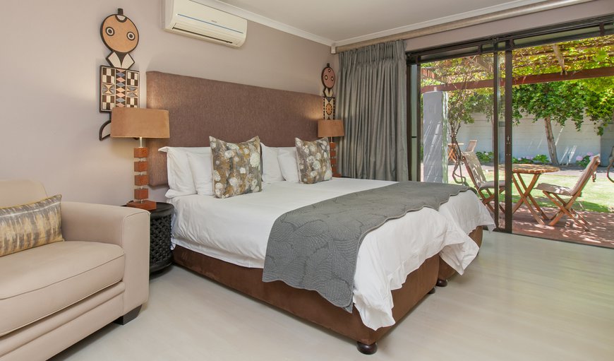 King Bedded Garden/Room 4: Standard Twin Room / Room 4 - This room is furnished with 2 single beds