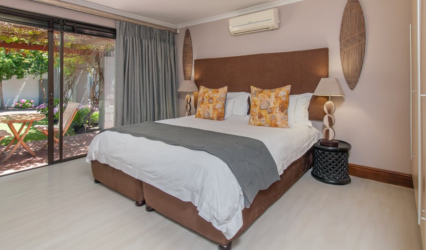 Double Room En-Suite Bathroom/Room 5: Double Room En-Suite Bathroom / Room 5 - This room is furnished with a double bed