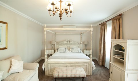 Villa Suite: Bedroom