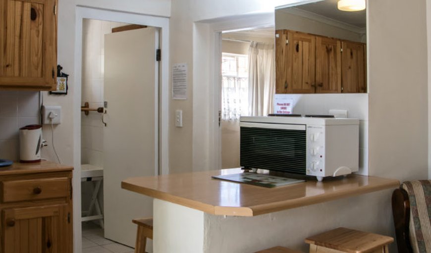 2 Bedroom Cottage - Sleeps 5  Palm: 2 Bedroom Cottage - Sleeps 5 - Ladybird