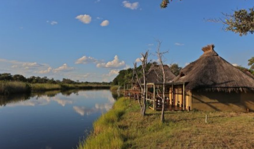 Riverbank Tented Chalets: Tented Chalets with beautiful lake view