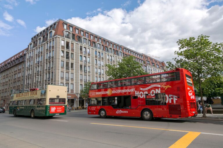 Hop on Hop off Bus Cape Town: A Scenic Way to Explore