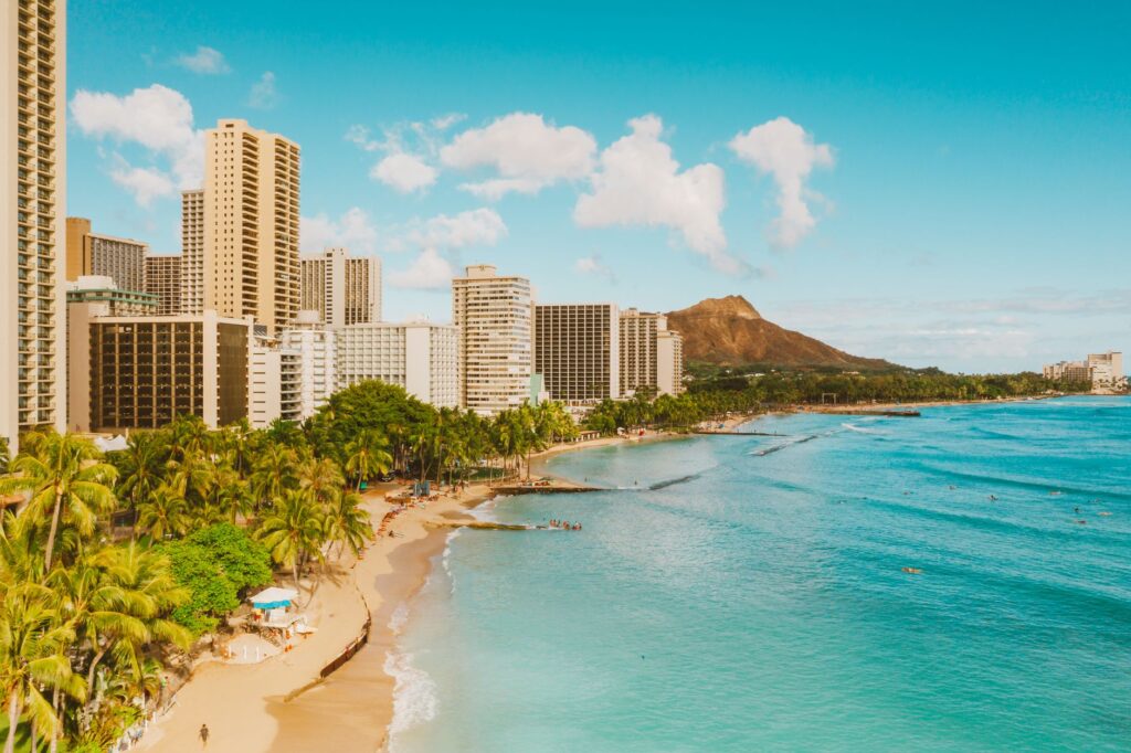 Hawaii Holiday Packages to an Island Getaway of a lifetime.