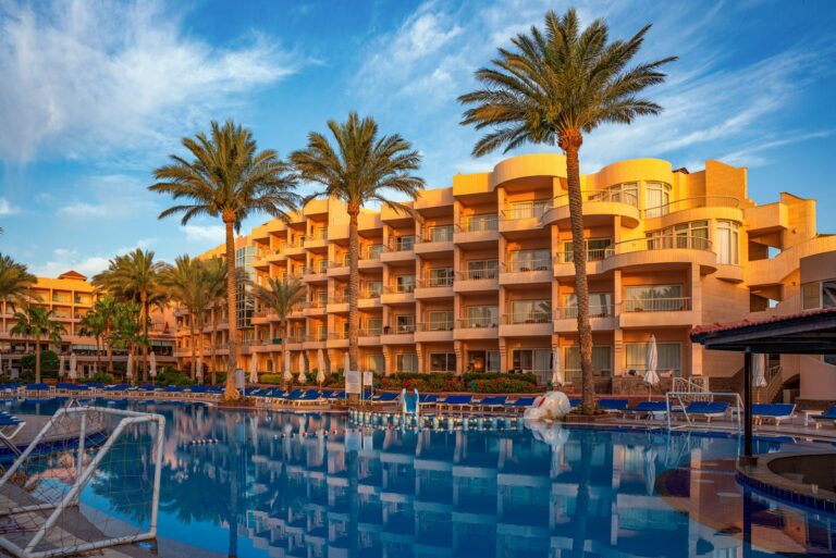 Palm Inn Hotel Hurghada to an Escape in the Red Sea.